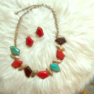 Statement necklace with earrings